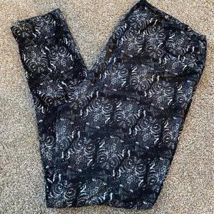 Lularoe owl leggings tall and curvy